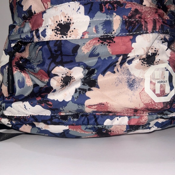 Floral Drawstring Backpack - Picture 2 of 5
